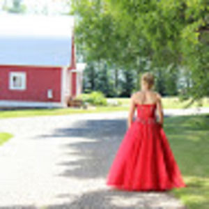 Meet your Posher, Sara